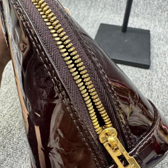 LOUIS VUITTON Alma BB Amarante Monogram Vernis Handbag 799-082125 - Picture 14 of 16